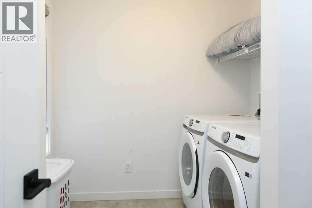 4529 31 Avenue S - 30