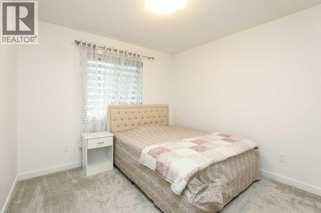 4529 31 Avenue S - 34