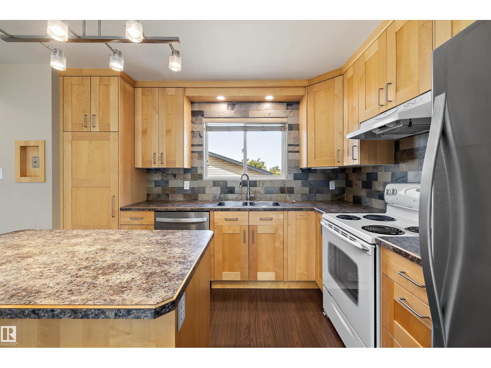 7540 152C AV NW - 13