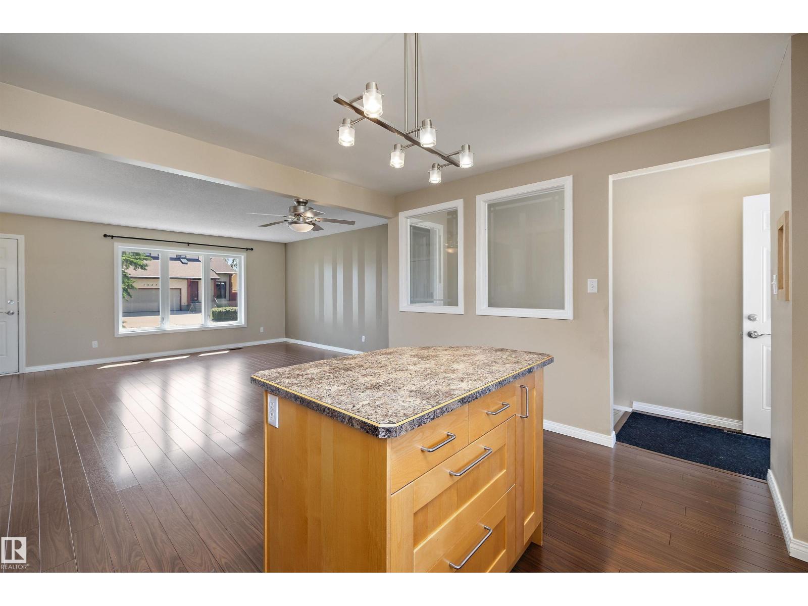 7540 152C AV NW - 14