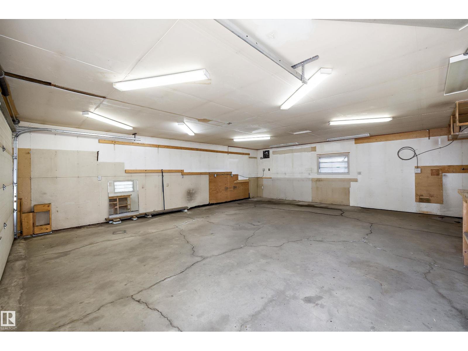 7540 152C AV NW - 39