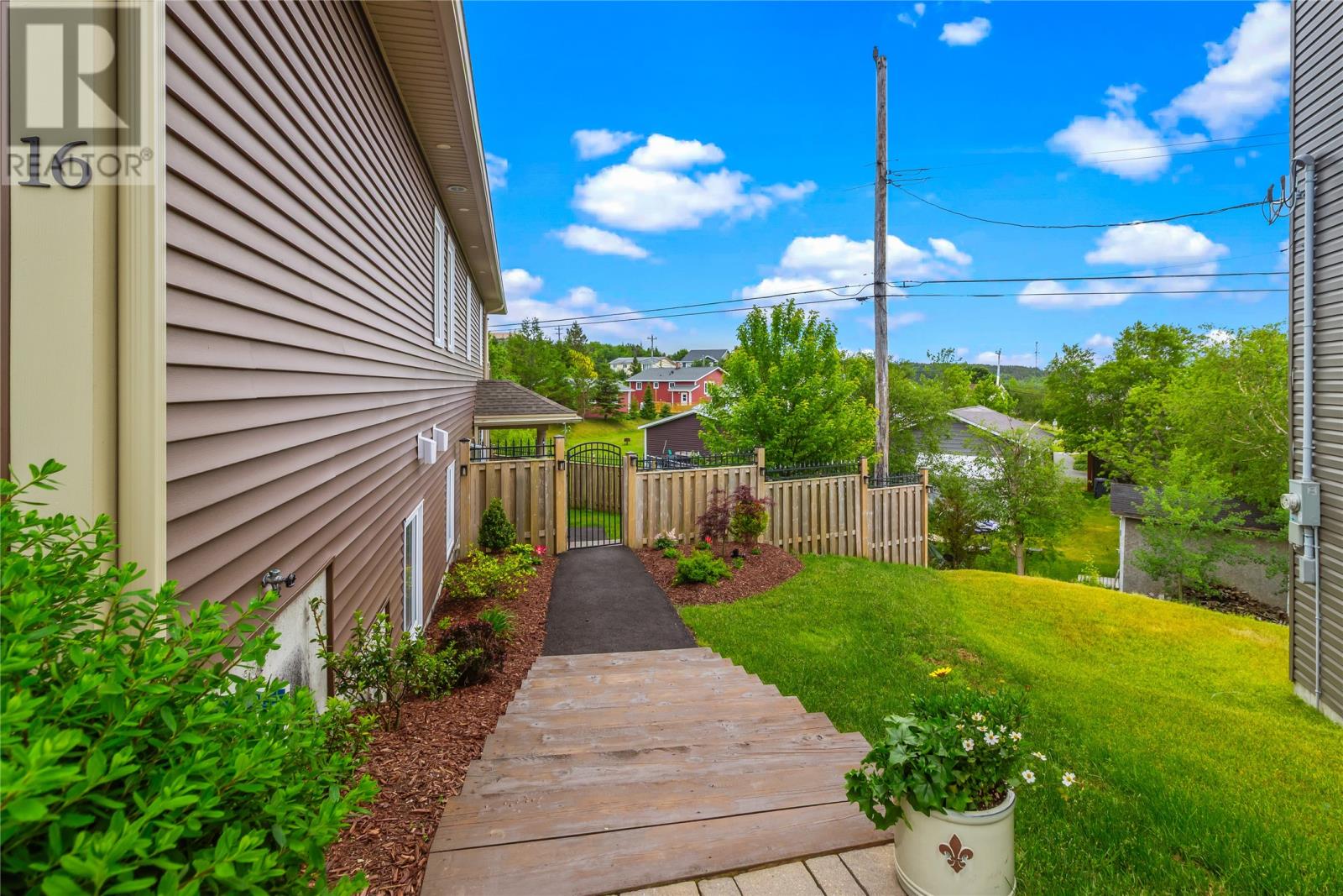 16 Little Bell Place - Image 45