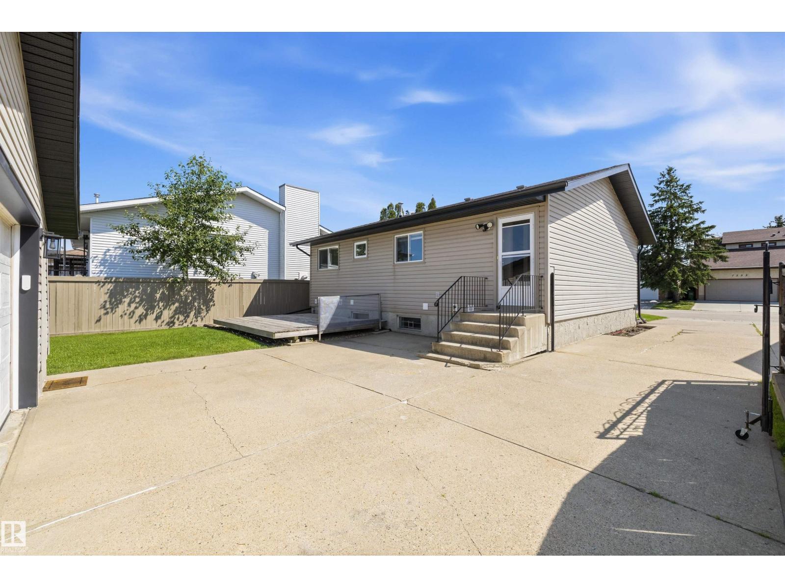 7540 152C AV NW - 42