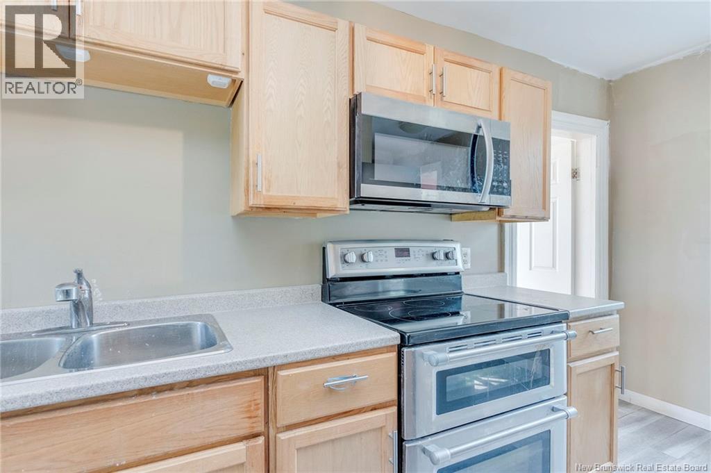 425 Douglas Avenue - 11