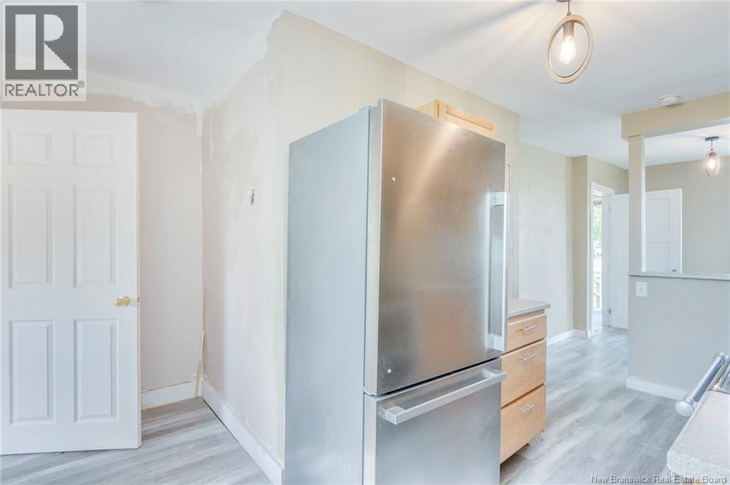 425 Douglas Avenue - 12