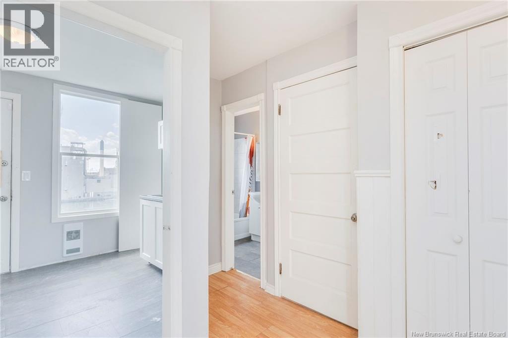425 Douglas Avenue - 15