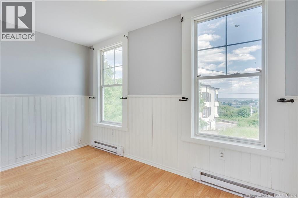 425 Douglas Avenue - 17