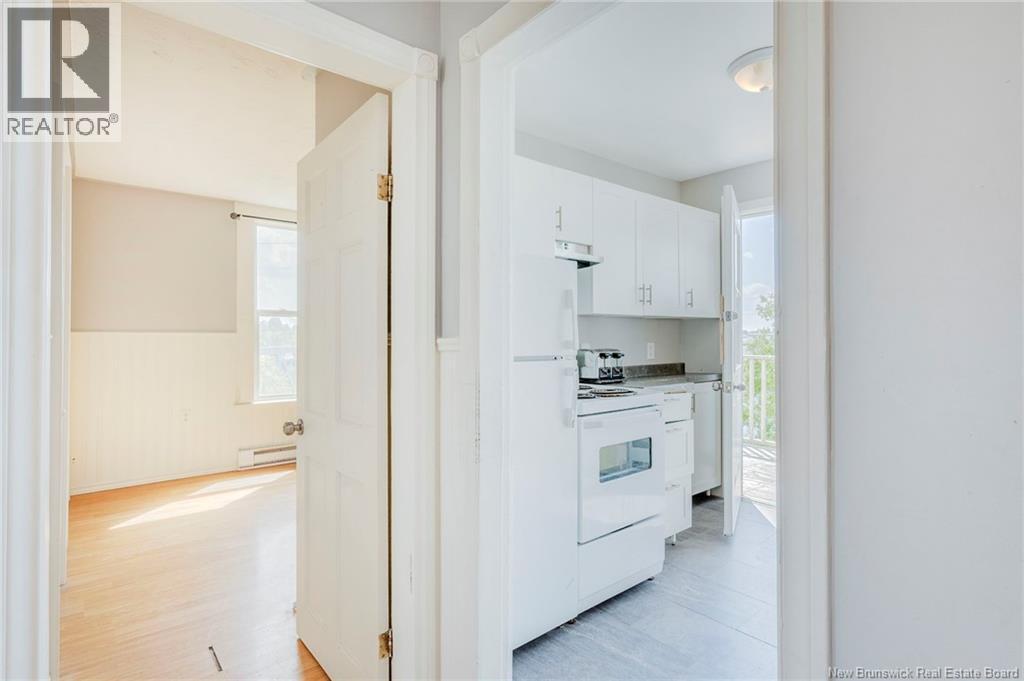 425 Douglas Avenue - 21