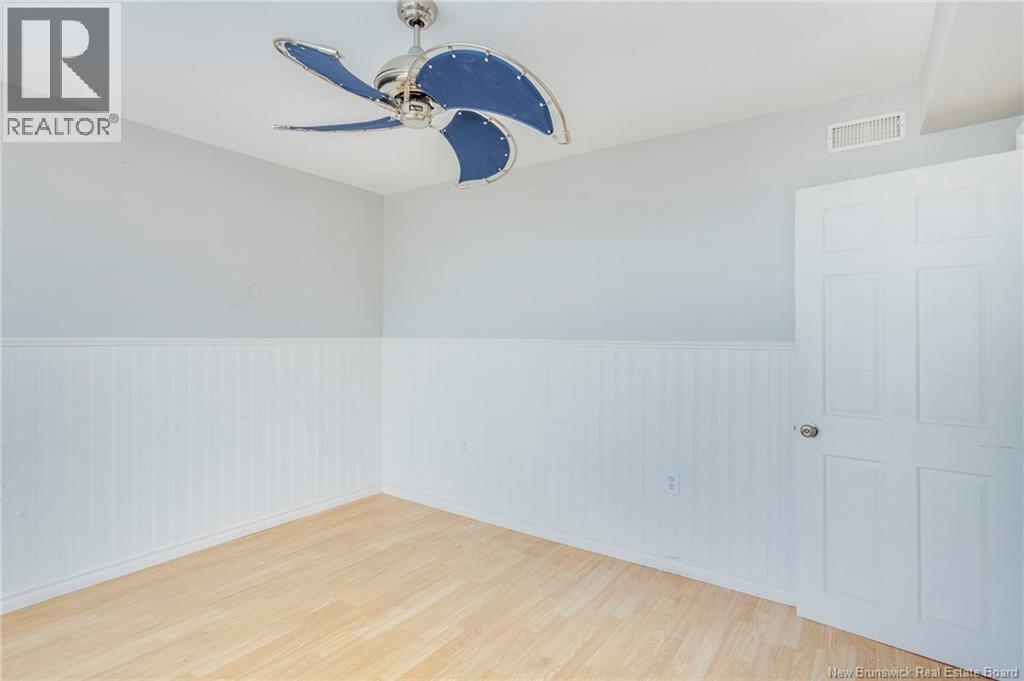 425 Douglas Avenue - 33