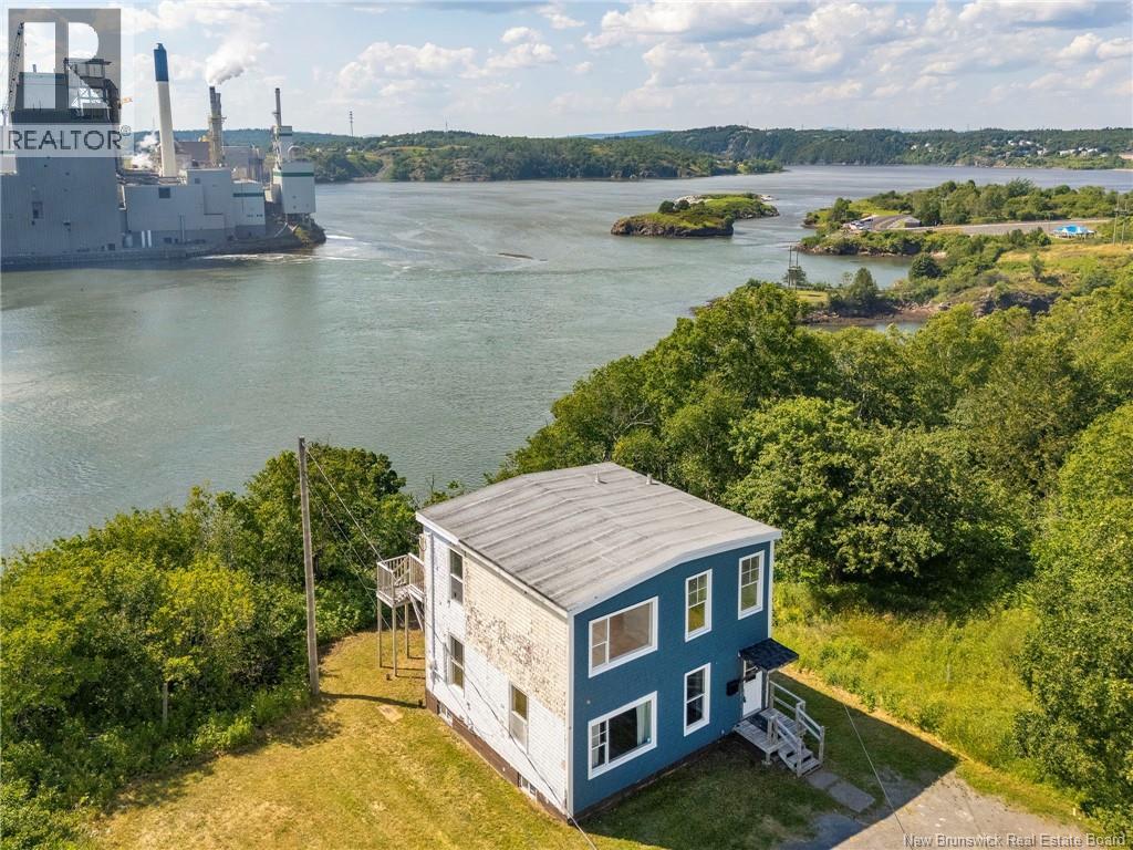 425 Douglas Avenue - 46