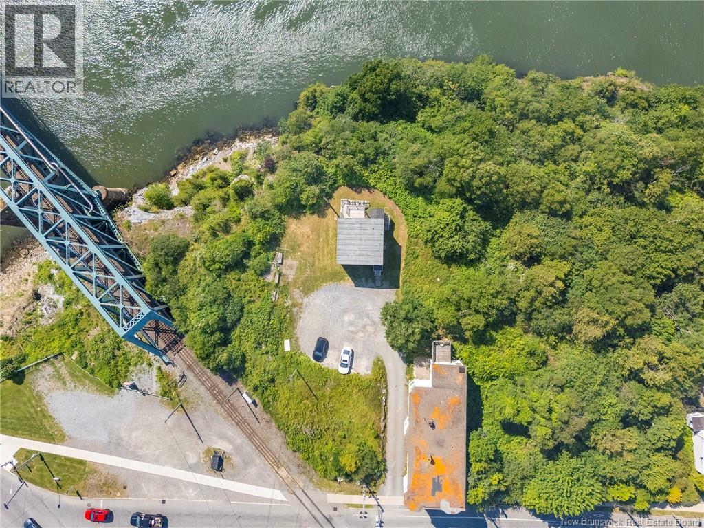 425 Douglas Avenue - 48