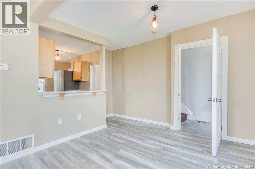 425 Douglas Avenue - 6