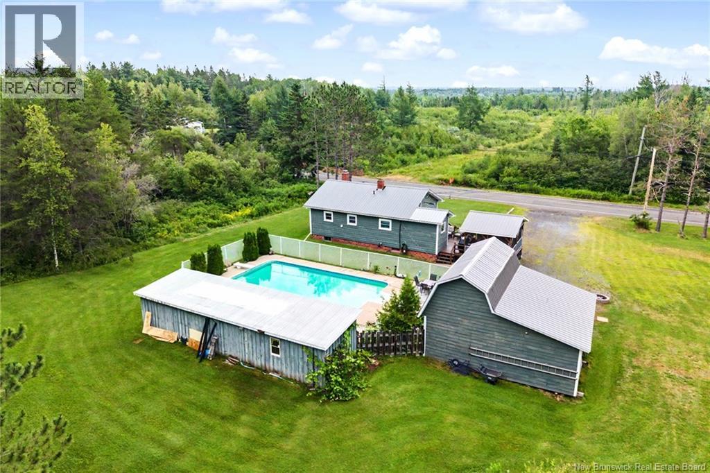 183 Lilloett Drive - 5
