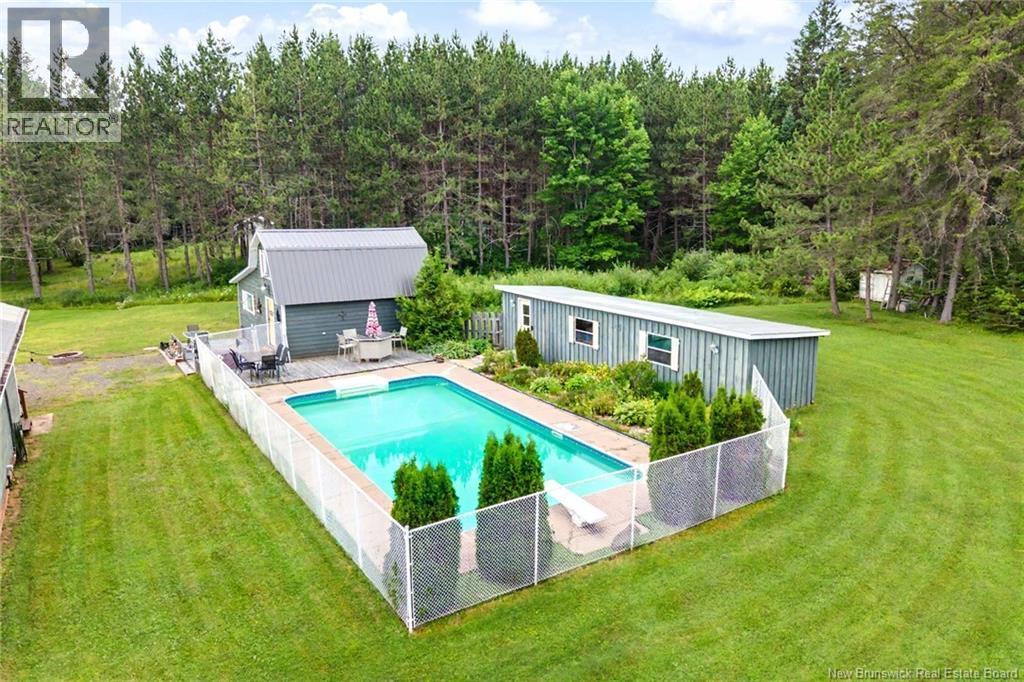 183 Lilloett Drive - 44