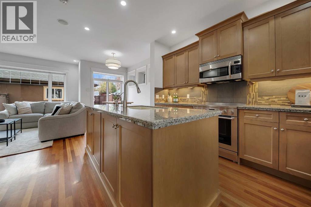 1010 19 Avenue SE - 12