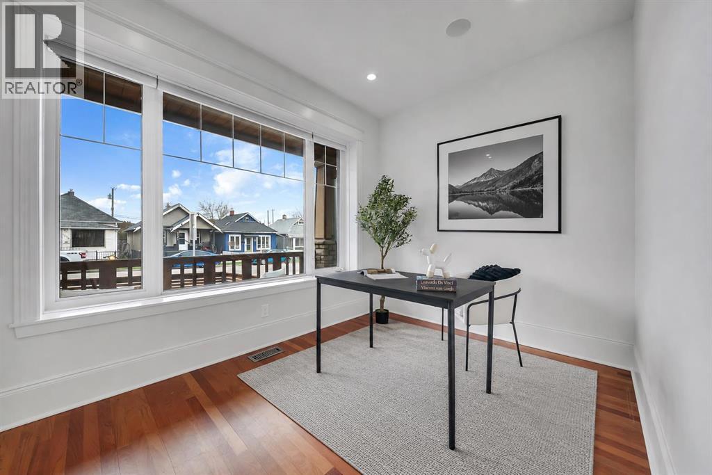 1010 19 Avenue SE - 11