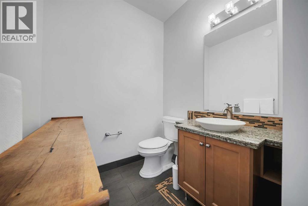 1010 19 Avenue SE - 20