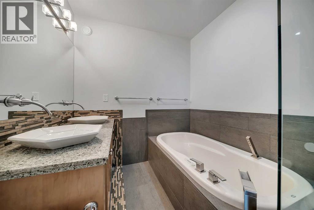 1010 19 Avenue SE - 28