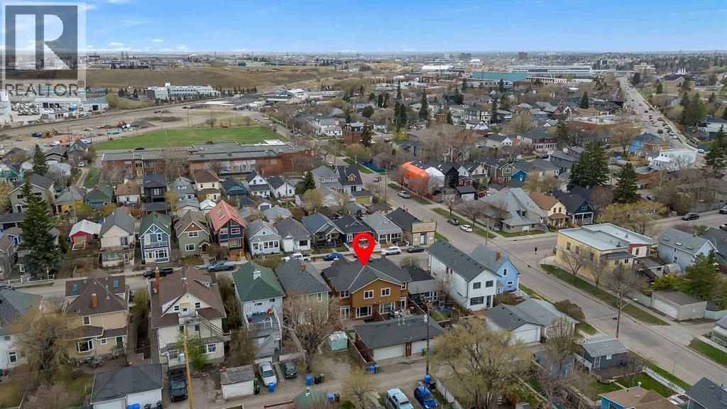1010 19 Avenue SE - 38