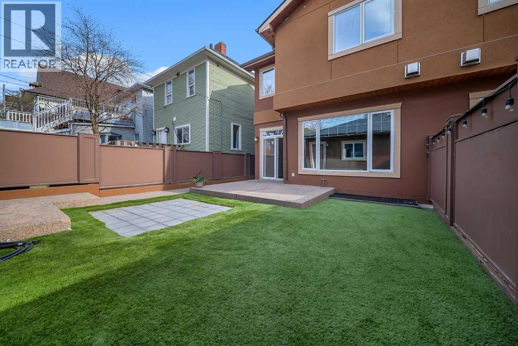 1010 19 Avenue SE - 43