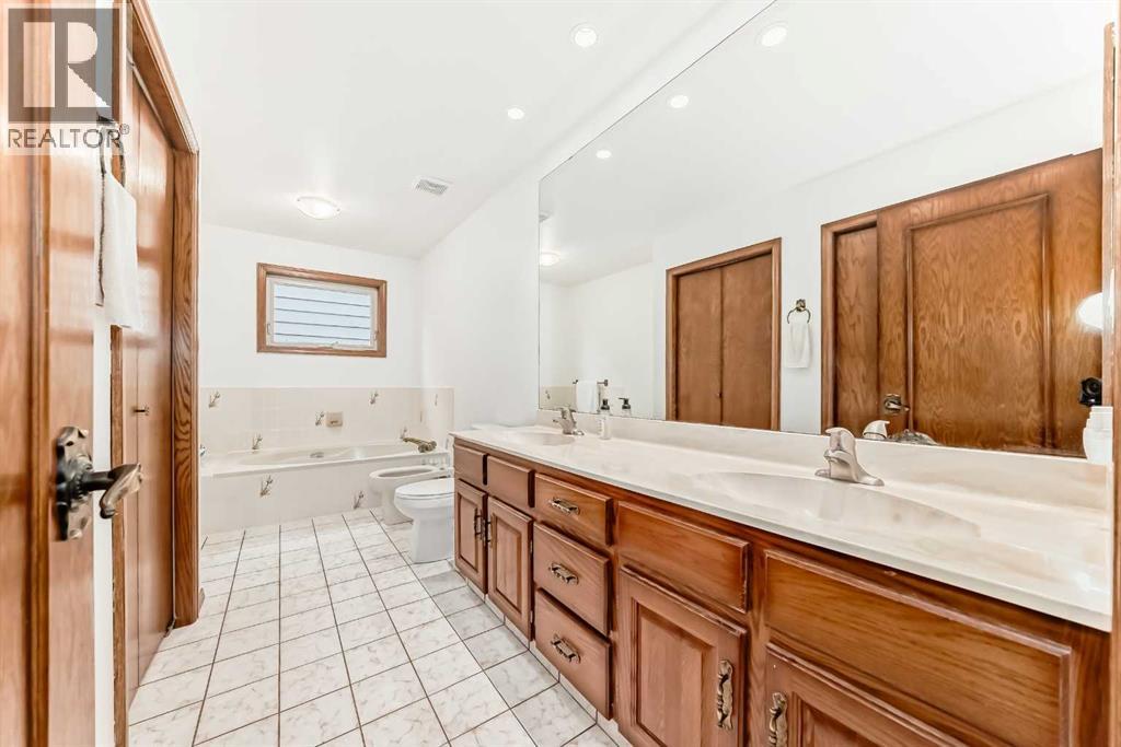 71 Edenwold Place NW - 33