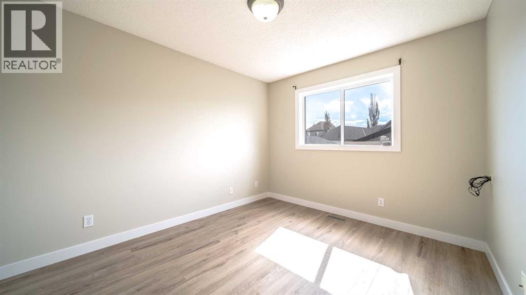 367 Copperfield Heights SE - 15