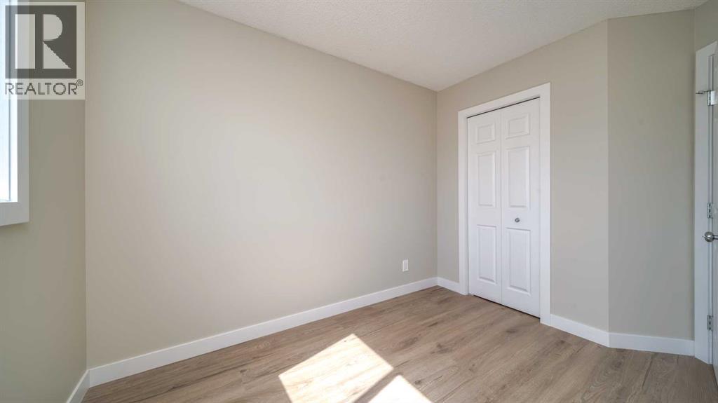 367 Copperfield Heights SE - 18