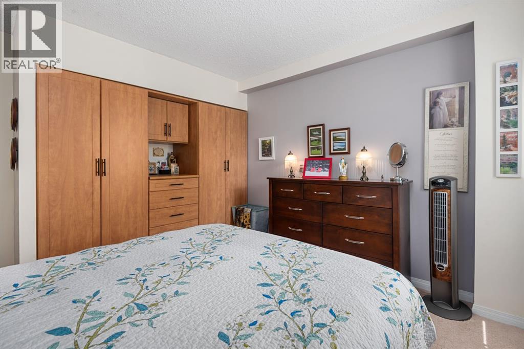 #210 111 14 Avenue SE - 19