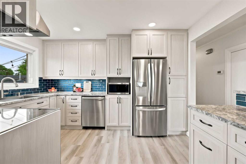 404 Arlington Drive SE - 3
