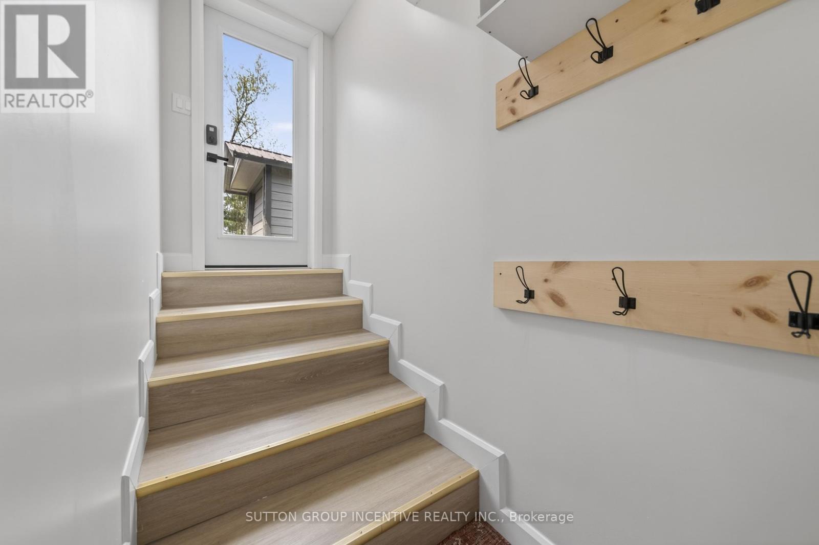 519 GALWAY ROAD - 37