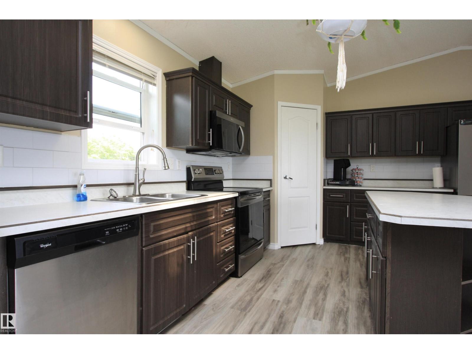 27418 TWP ROAD 552 - Image 9