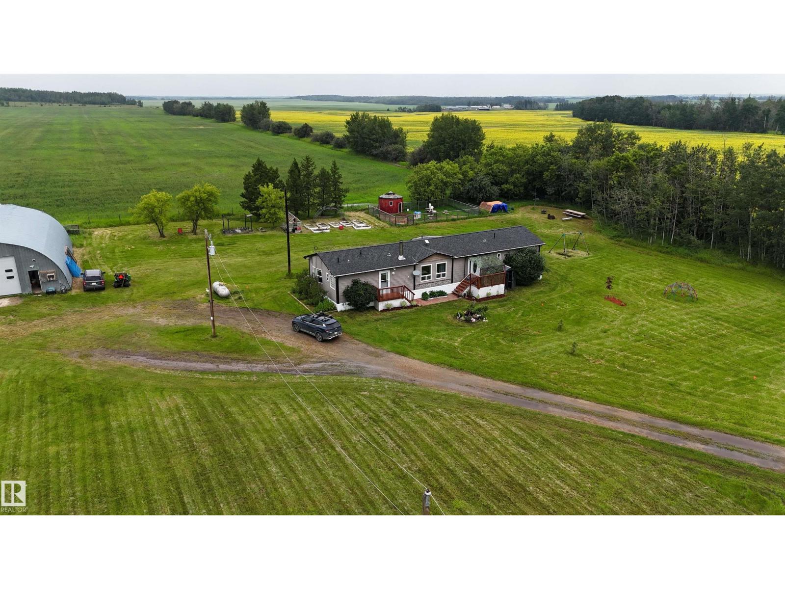 27418 TWP ROAD 552 - 44