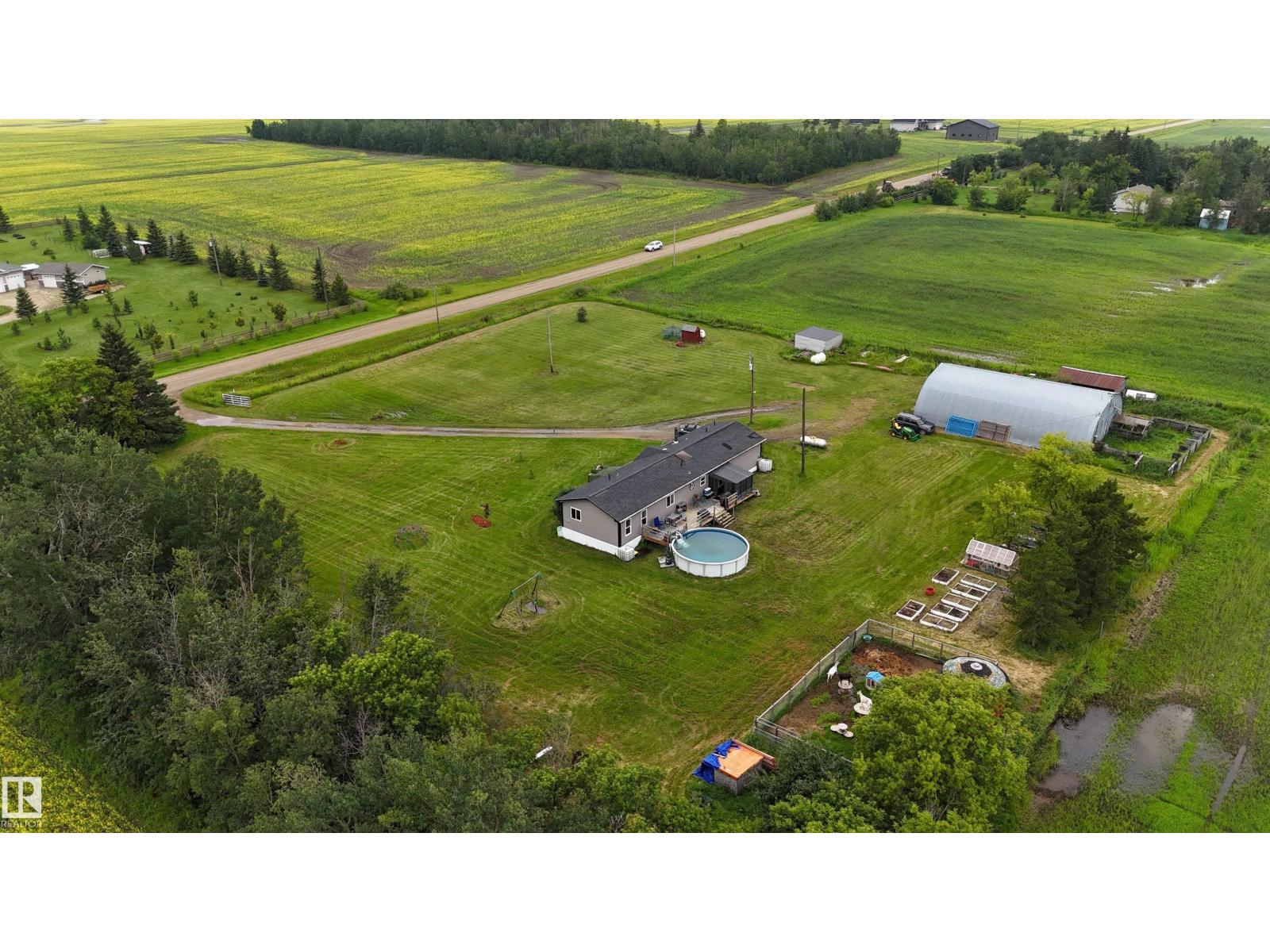 27418 TWP ROAD 552 - 42