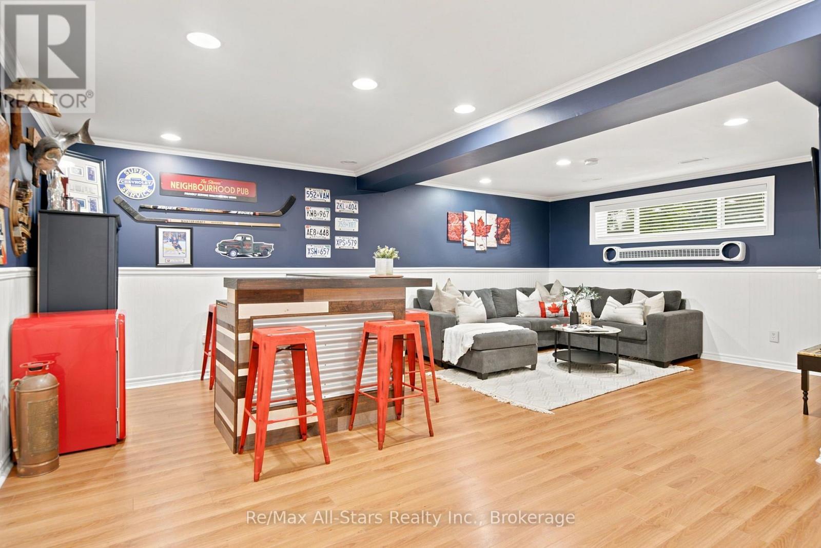 29 APPLEWOOD CRESCENT - Image 24