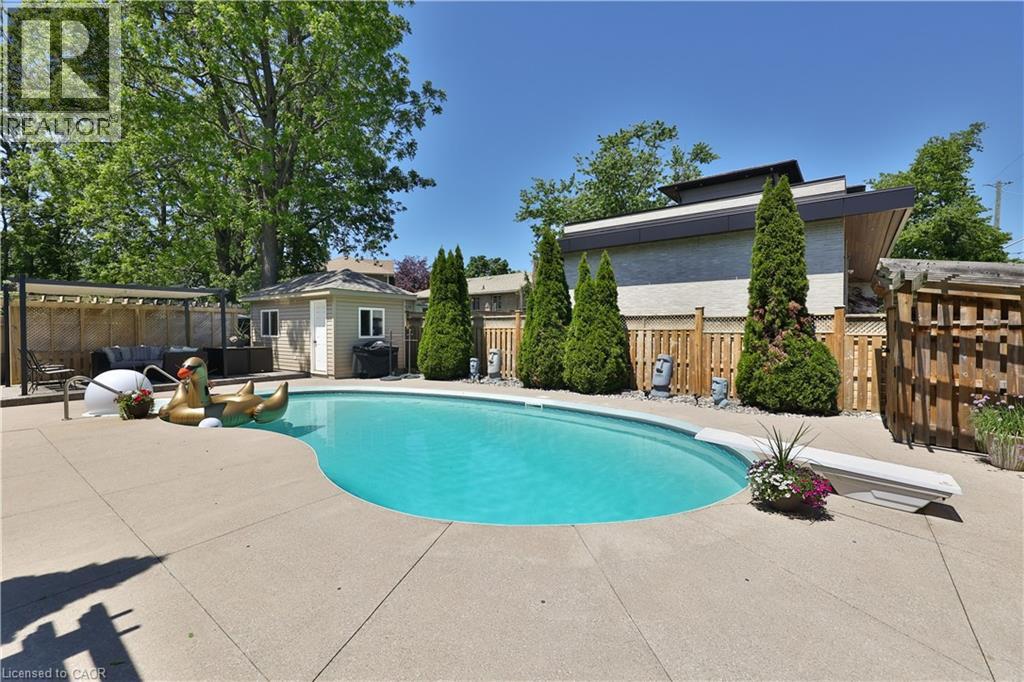 390 SEATON Drive - Image 46