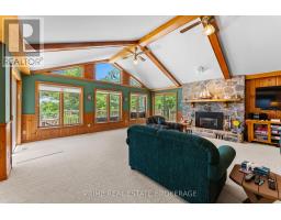 9856 Huron Place, Lambton Shores, ON N0M1T0 Photo 12