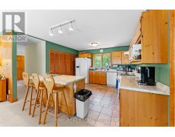 9856 Huron Place, Lambton Shores, ON N0M1T0 Photo 18