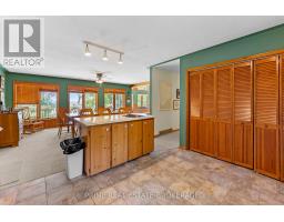 9856 Huron Place, Lambton Shores, ON N0M1T0 Photo 20