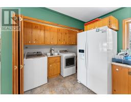 9856 Huron Place, Lambton Shores, ON N0M1T0 Photo 21