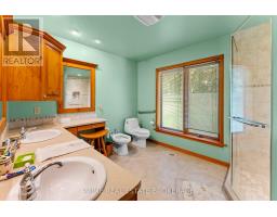 9856 Huron Place, Lambton Shores, ON N0M1T0 Photo 26
