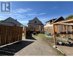 30 Golden Avenue, Timmins, ON P0N1H0 Photo 12