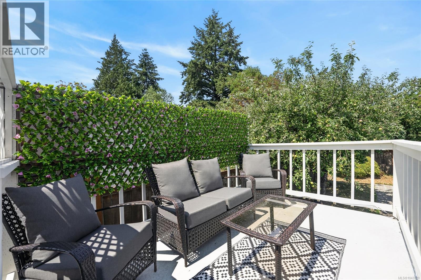 650 Hunter St - 41