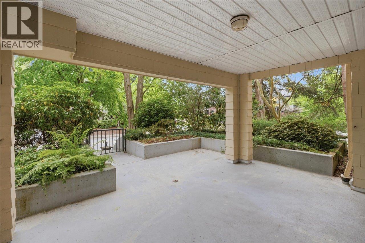 #105-5556 14 Avenue, Delta