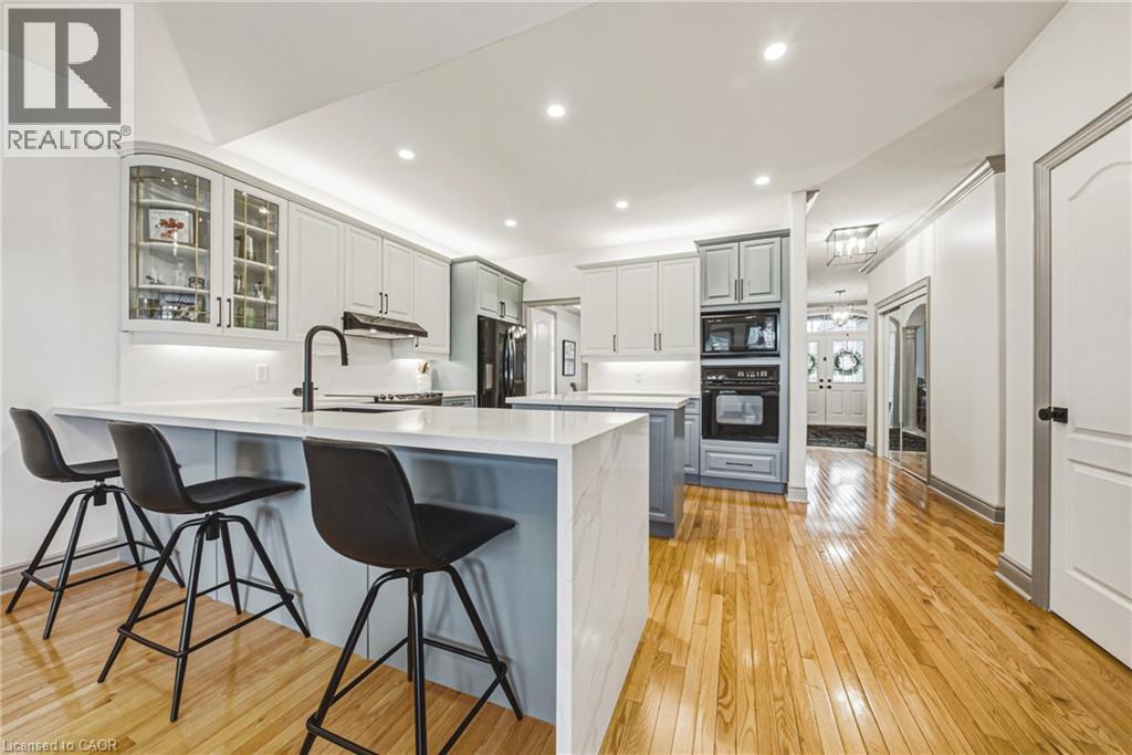 32 KOPPERFIELD Lane - 13