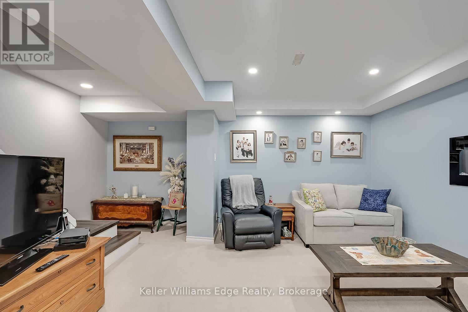 #18 3021 GLENCREST ROAD - 29