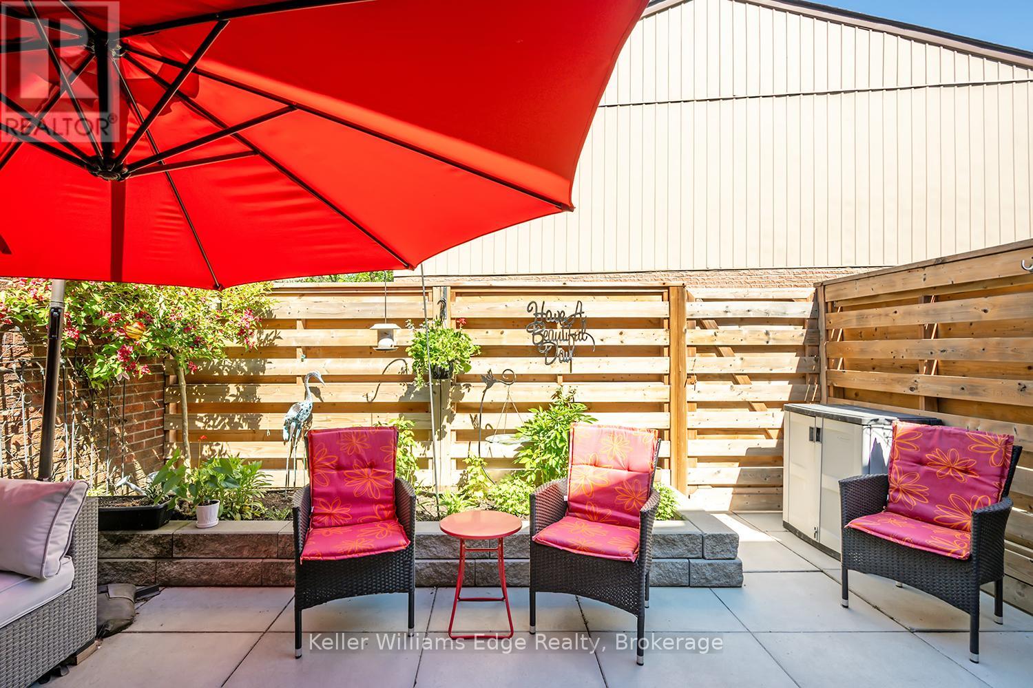 #18 3021 GLENCREST ROAD - 37
