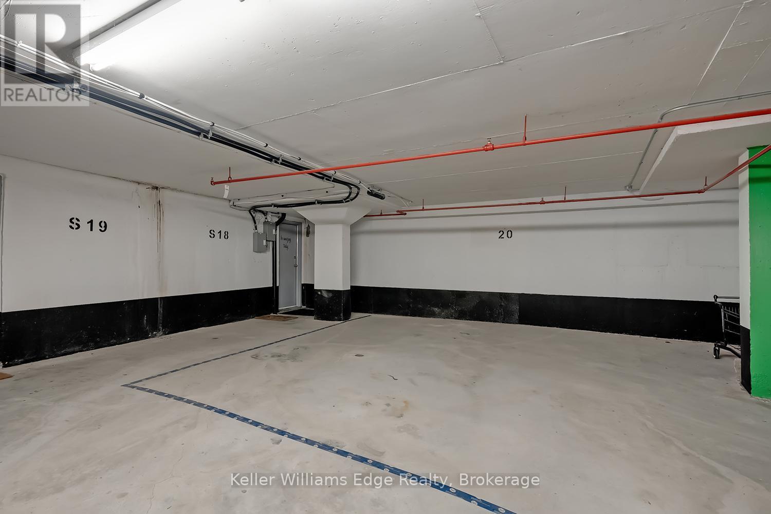 #18 3021 GLENCREST ROAD - 35