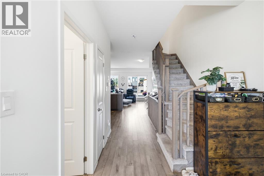 46 BATESON Street - 8