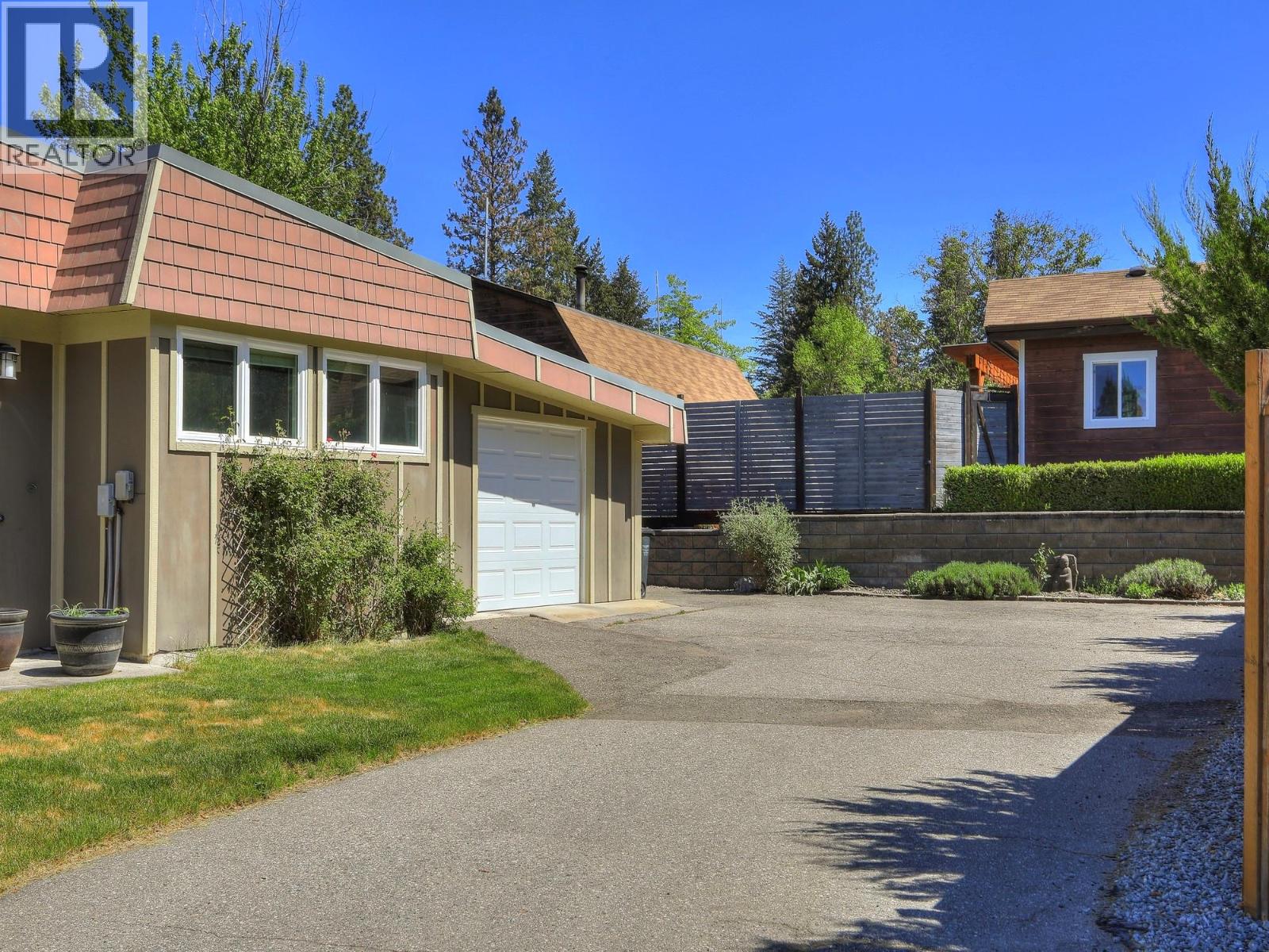 812 Paret Road - 37