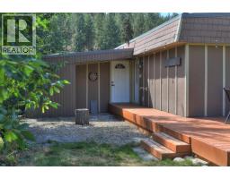 812 Paret Road, Kelowna, BC V1W4P2 Photo 35